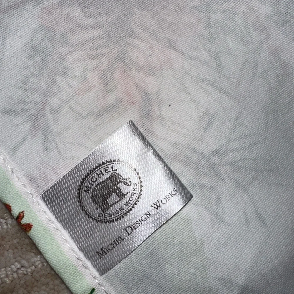 NWT Michel Design Works APR293 Adjustable Cotton Chef Apron, Christmas Print